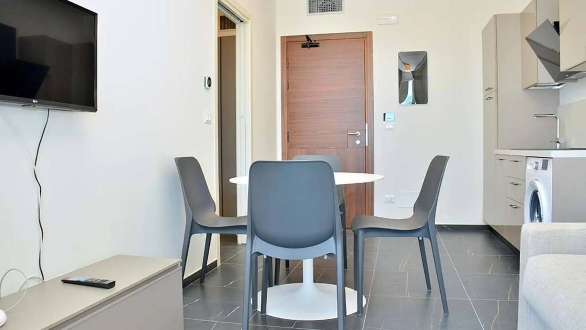 Charming Apartment With Sea-View Terrace Bibione
