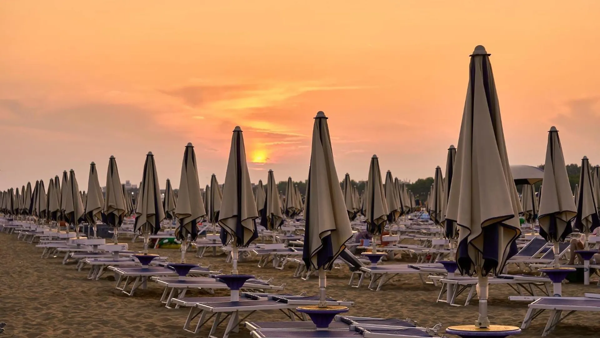 Charming Apartment With Sea-View Terrace Bibione