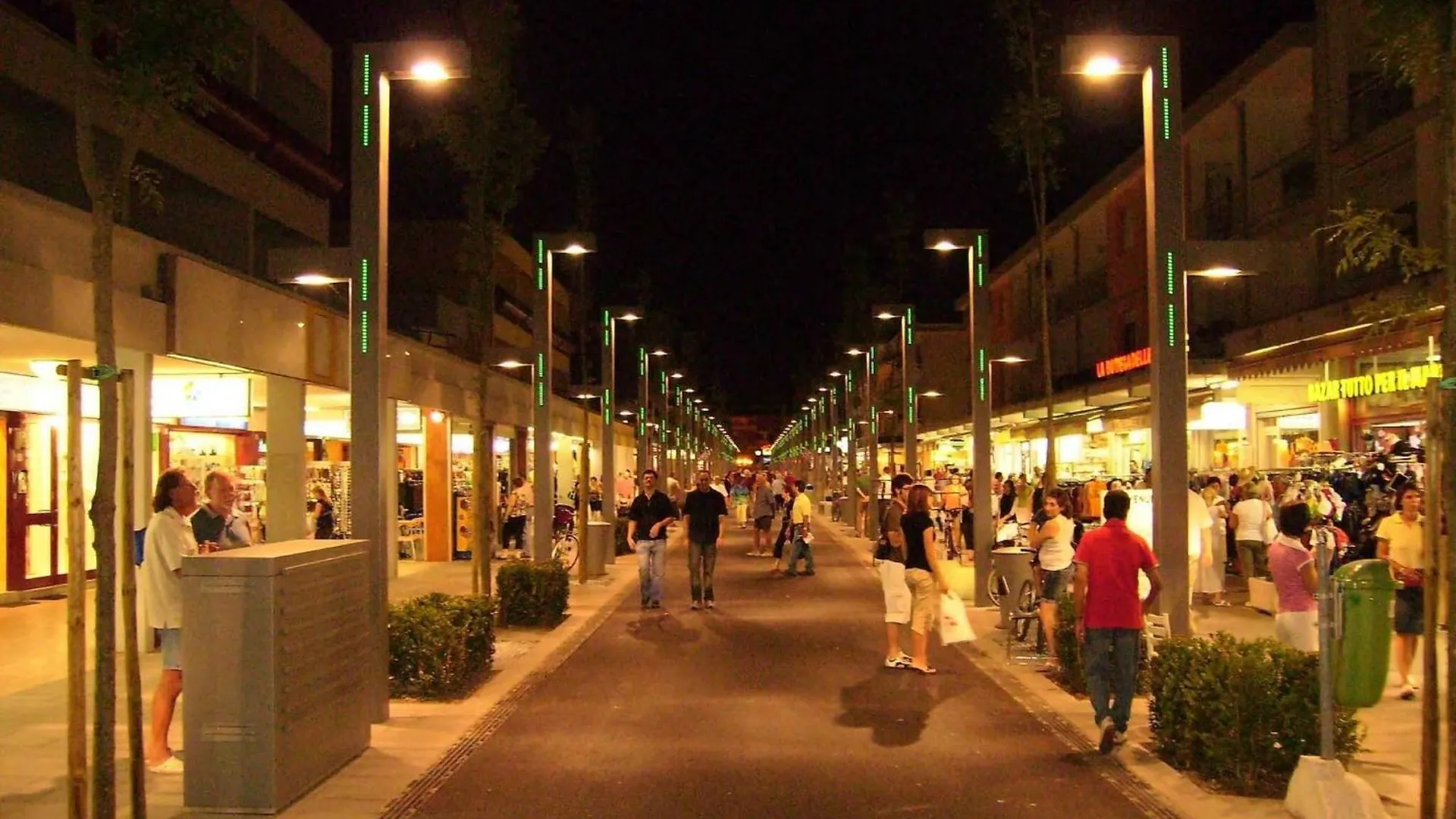 Charming Apartment With Sea-View Terrace Bibione Italy